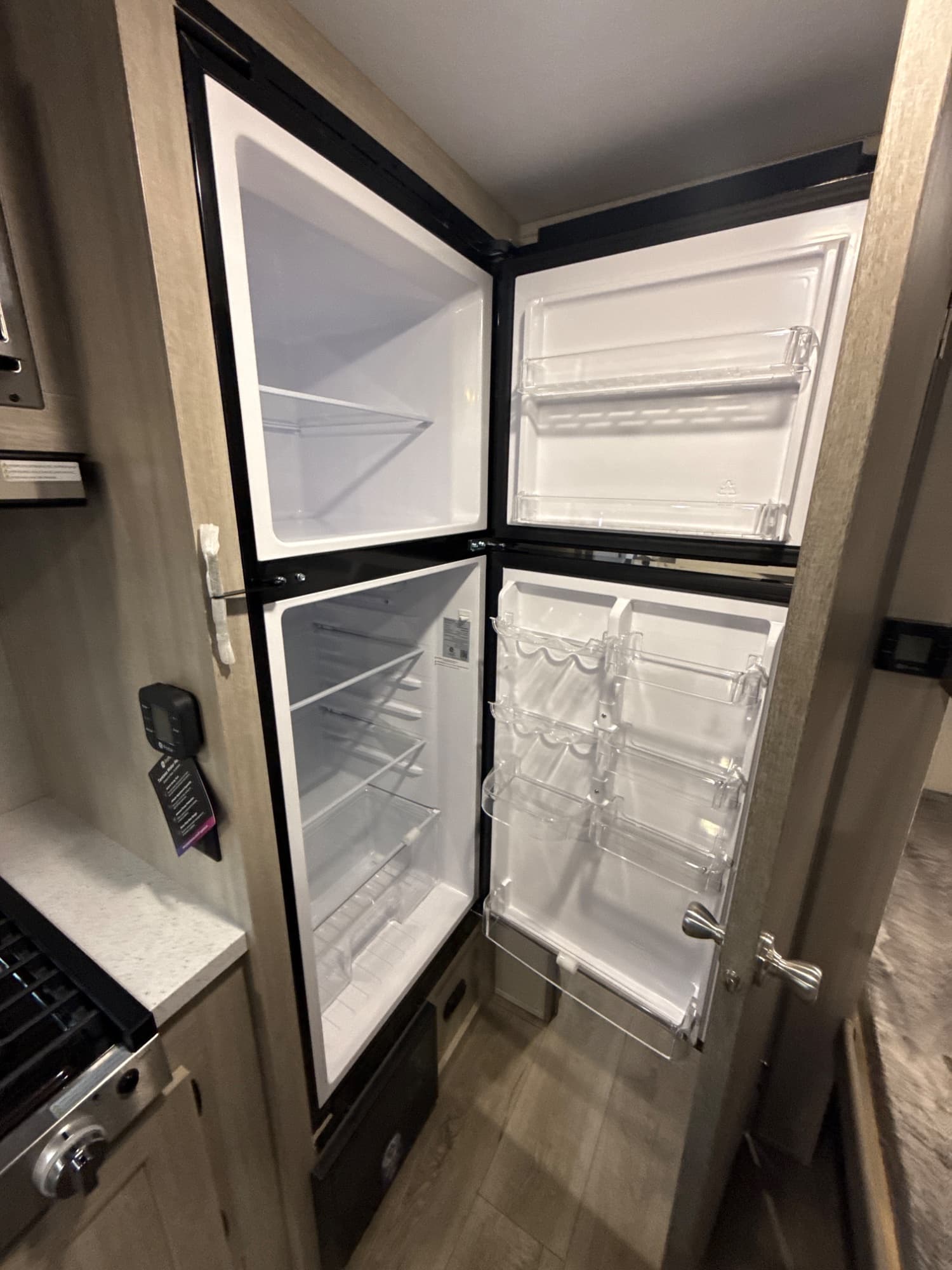 2026 Coachmen 2026 Coachmen Catalina Summit Series 7 - thumbnail 8