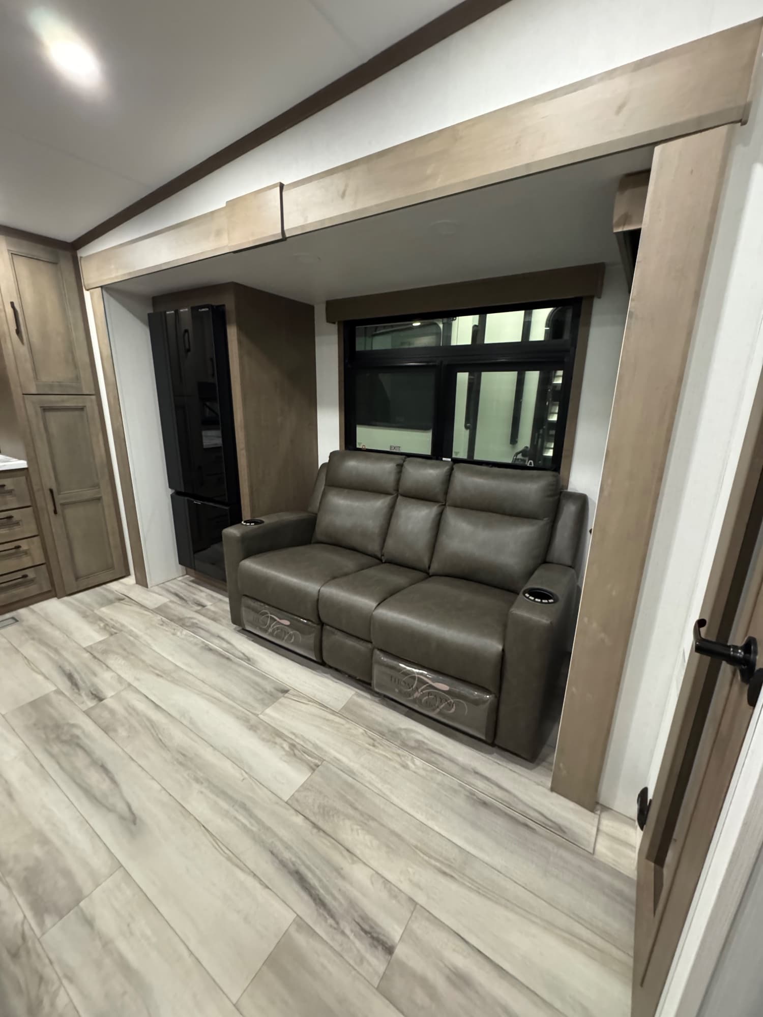 2026 KZ RV 2026 KZ RV Durango Half Ton - thumbnail 11