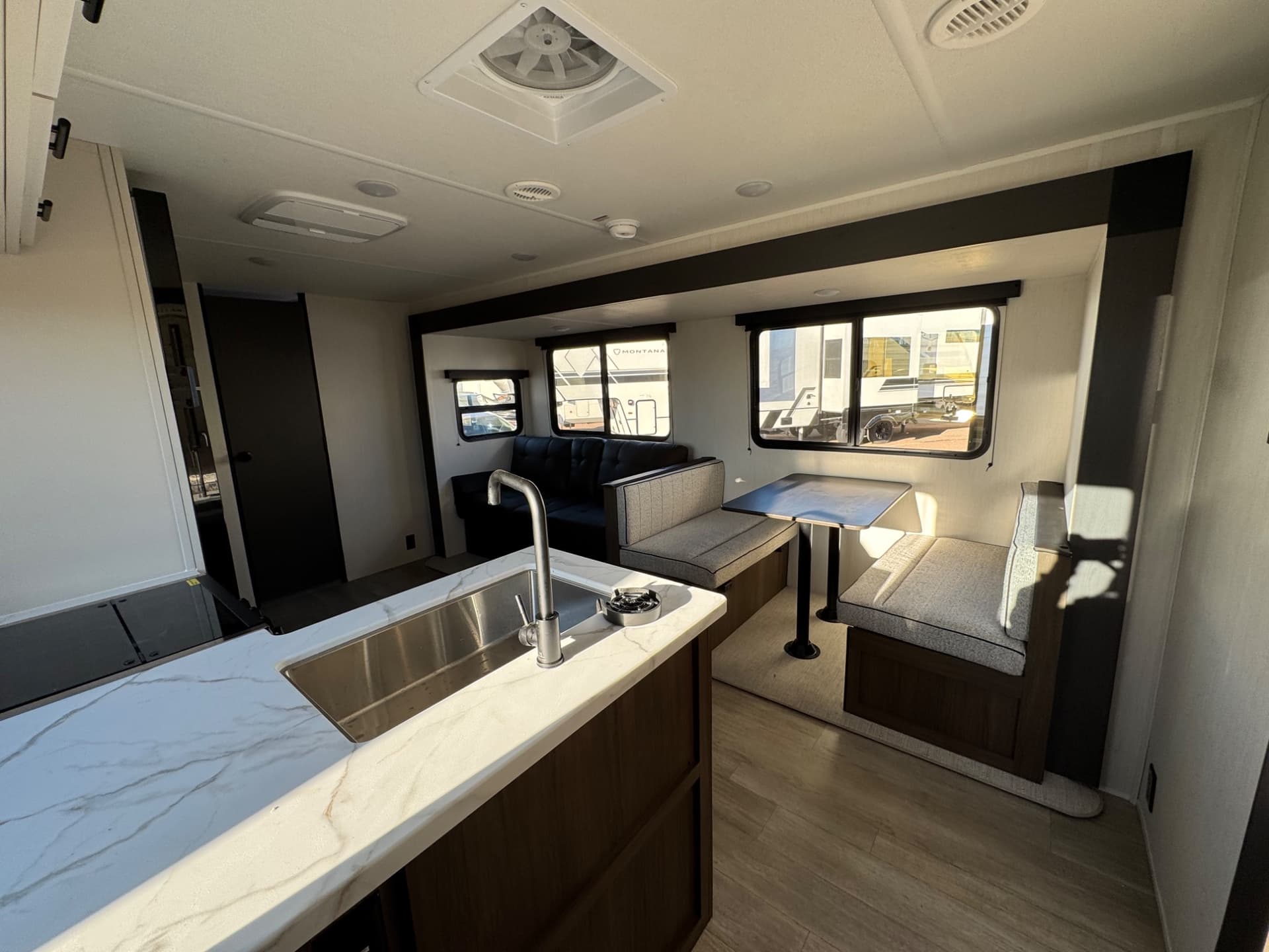 2026 Prime Time RV 2026 Prime Time RV Avenger - thumbnail 7