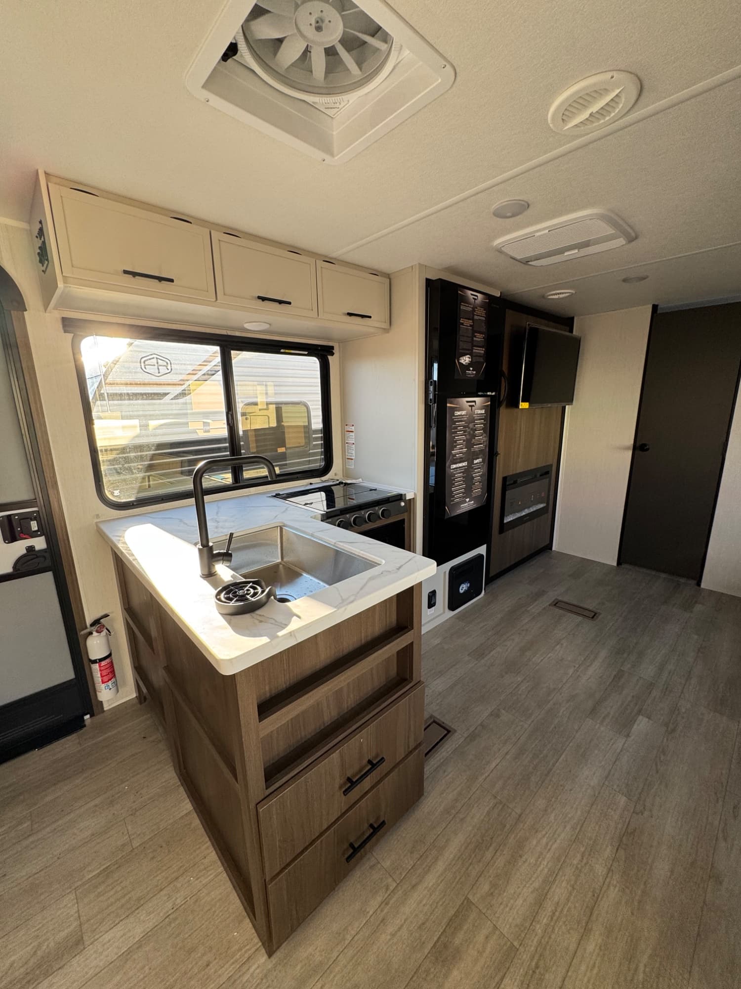 2026 Prime Time RV 2026 Prime Time RV Avenger - thumbnail 9