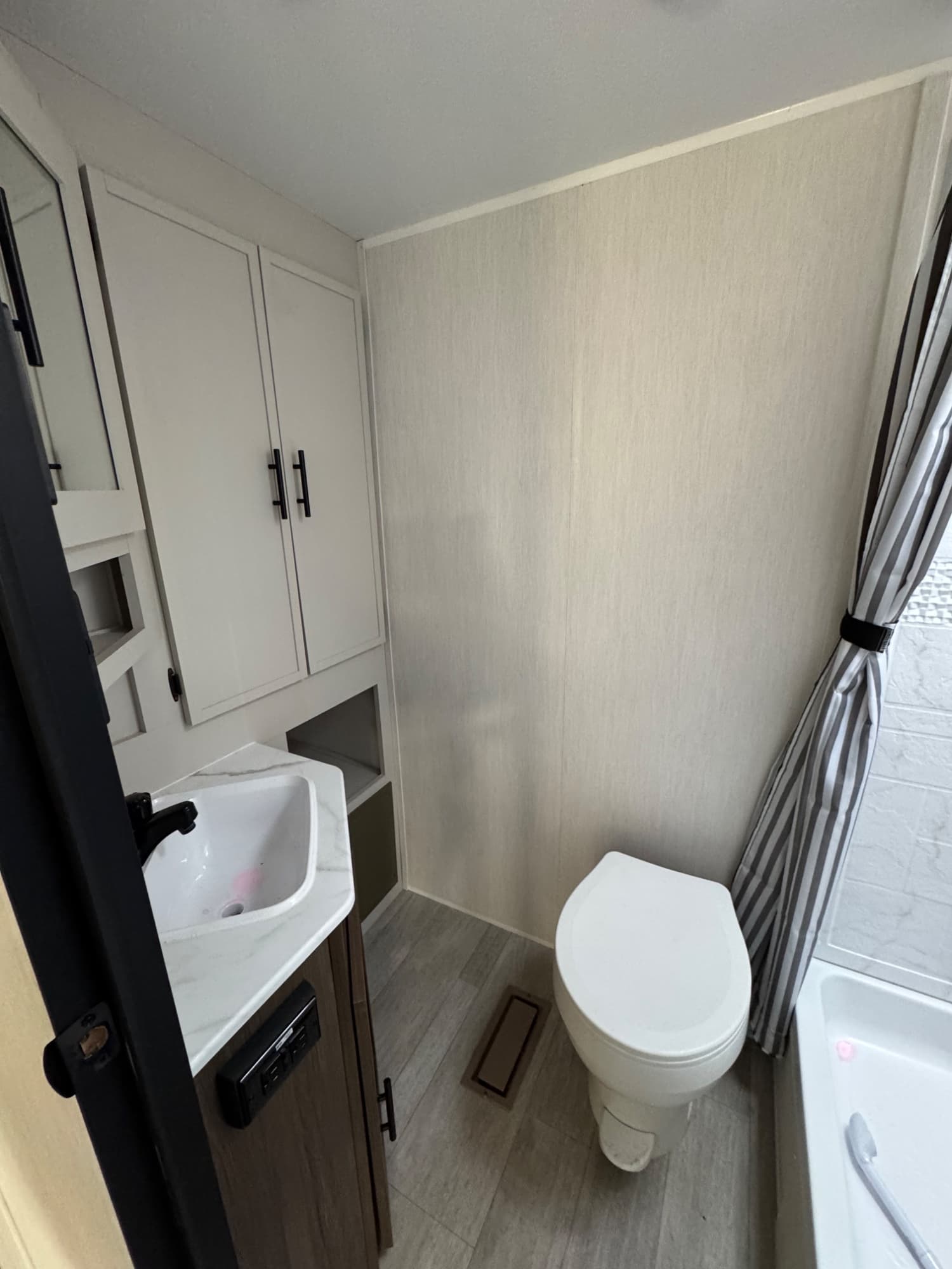 2026 Prime Time RV 2026 Prime Time RV Avenger - thumbnail 13