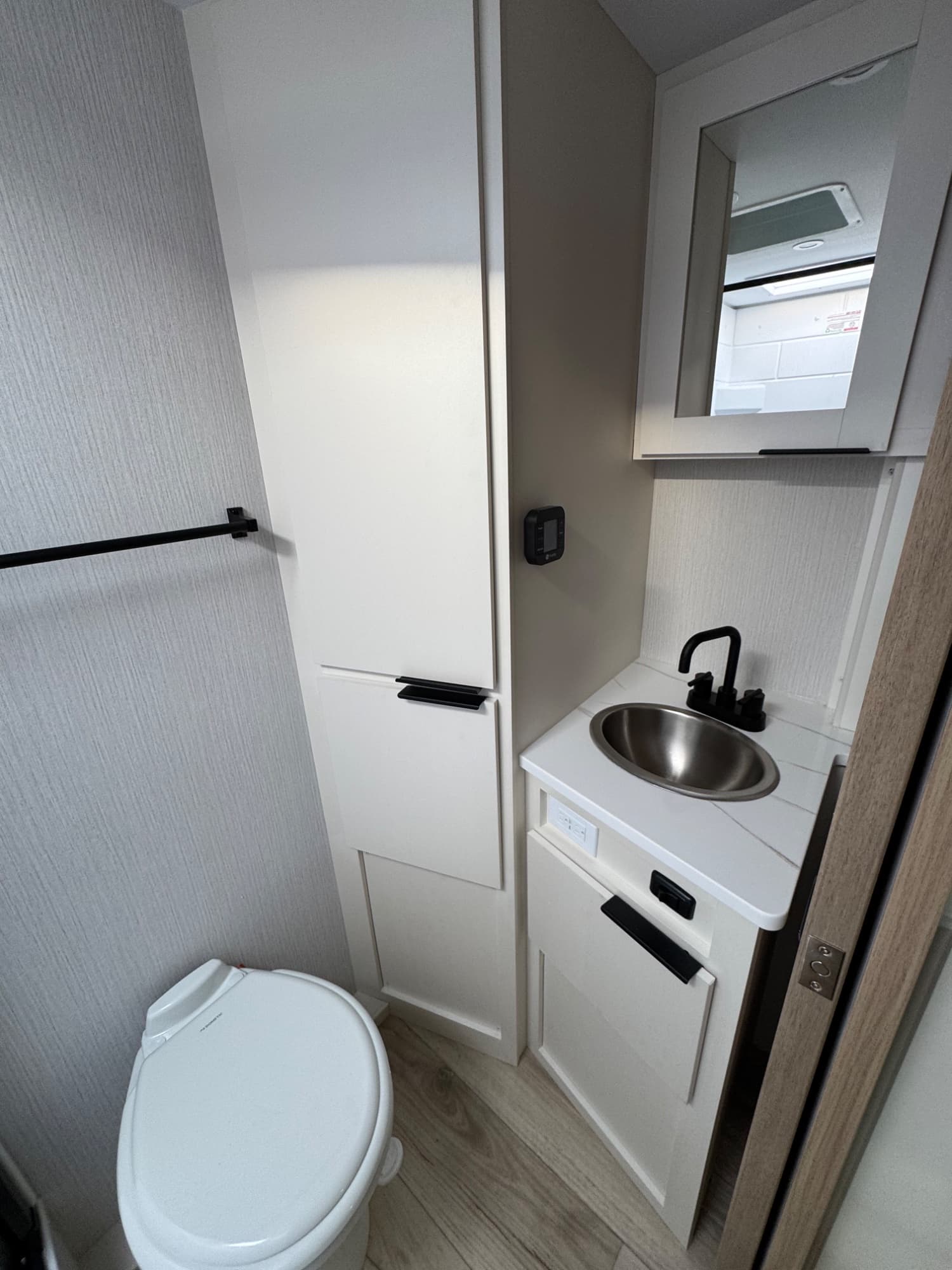 2026 Winnebago 2026 Winnebago Micro Minnie - thumbnail 11