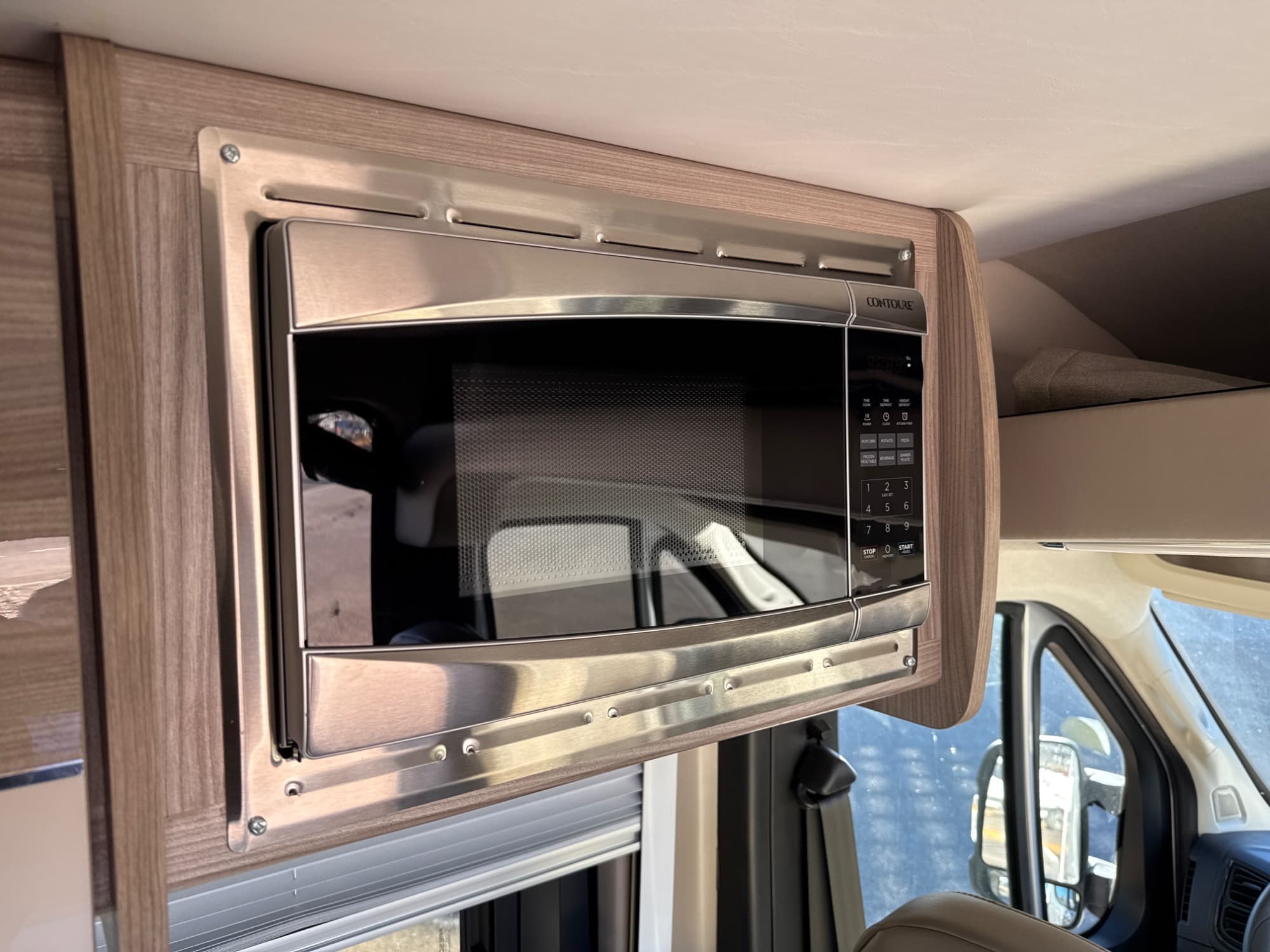 2026 Thor Motor Coach 2026 Thor Motor Coach Chateau - thumbnail 21