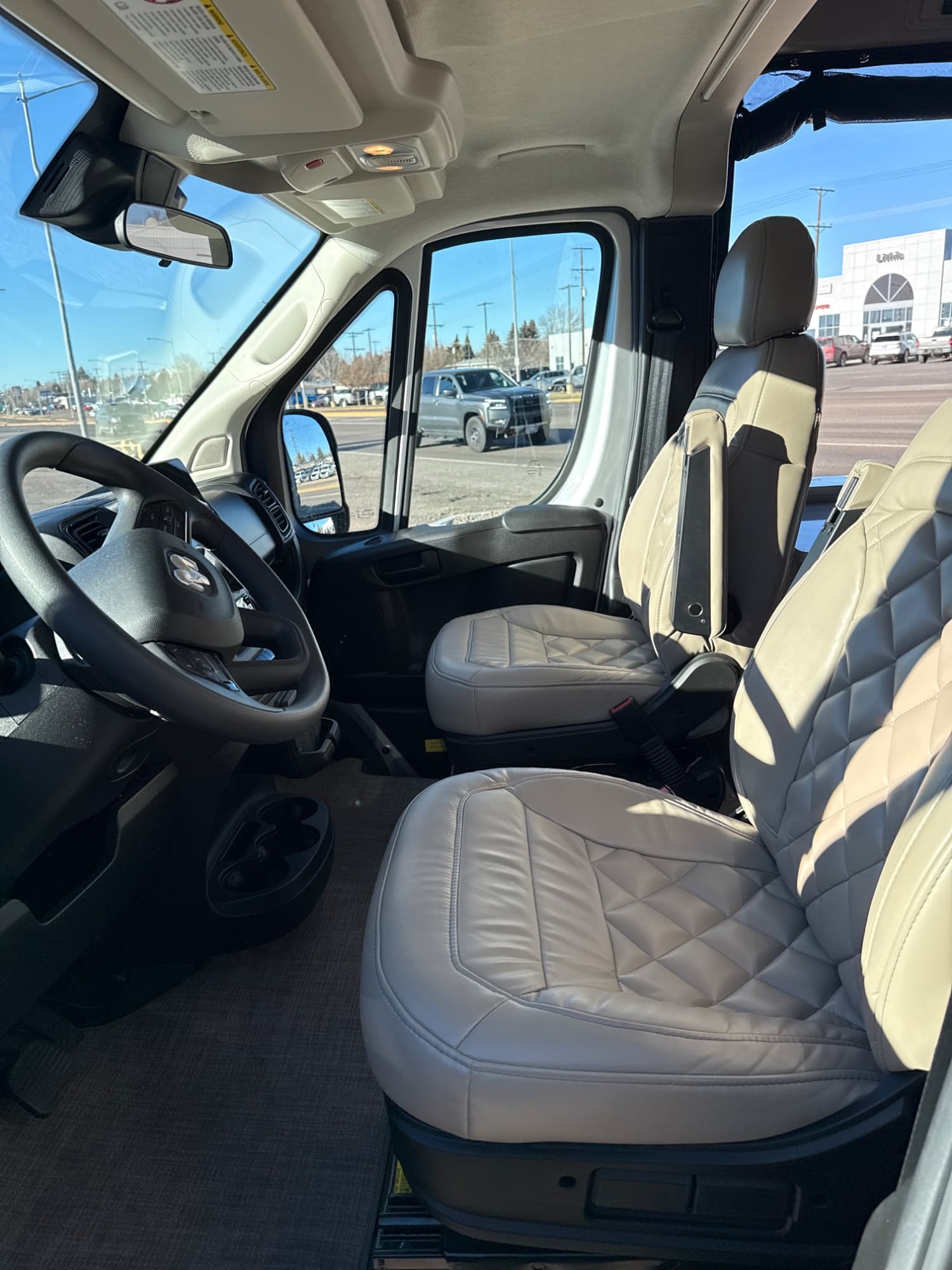 2025 Thor Motor Coach 2025 Thor Motor Coach Tellaro - thumbnail 7