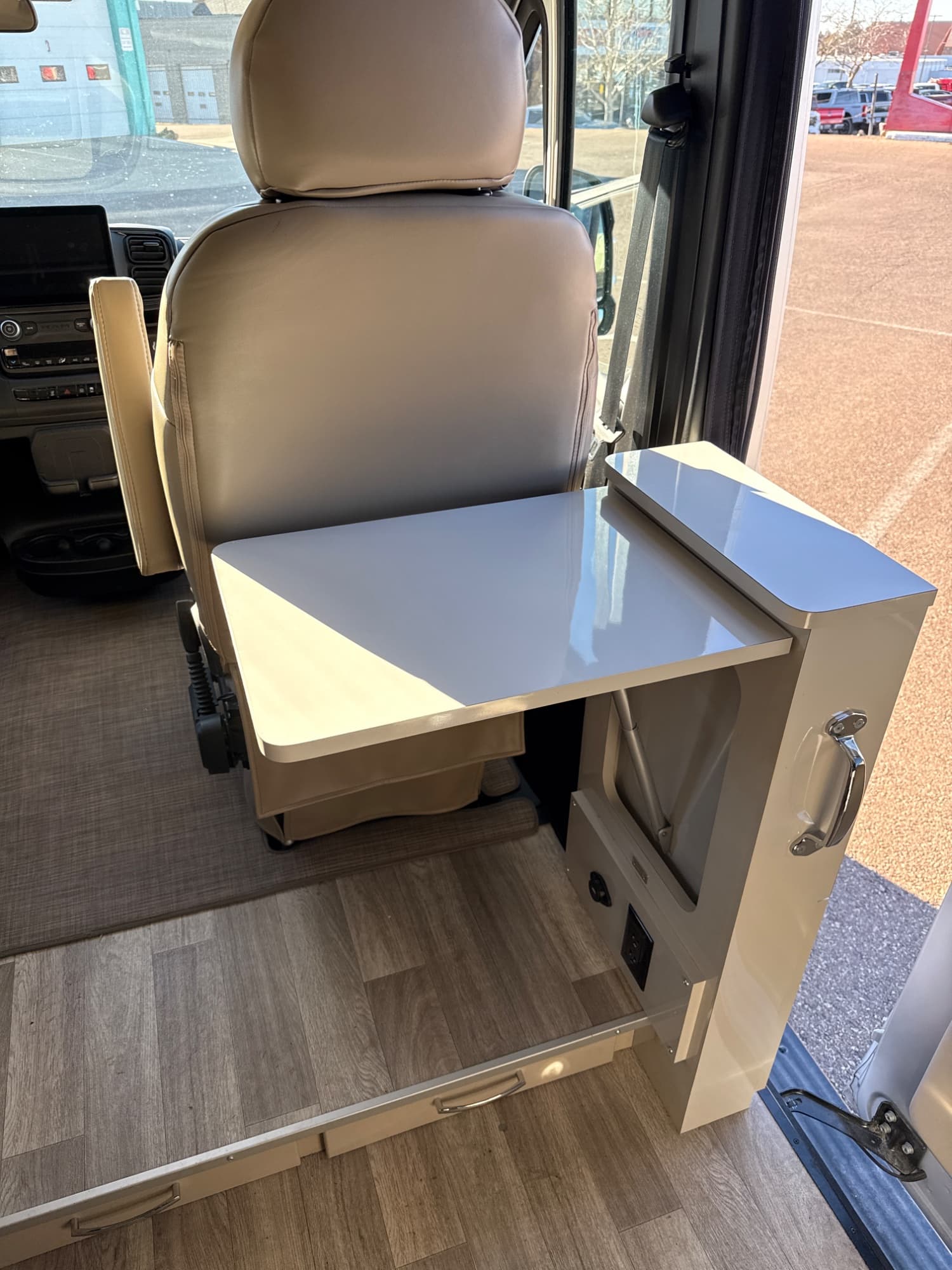 2025 Thor Motor Coach 2025 Thor Motor Coach Tellaro - thumbnail 13