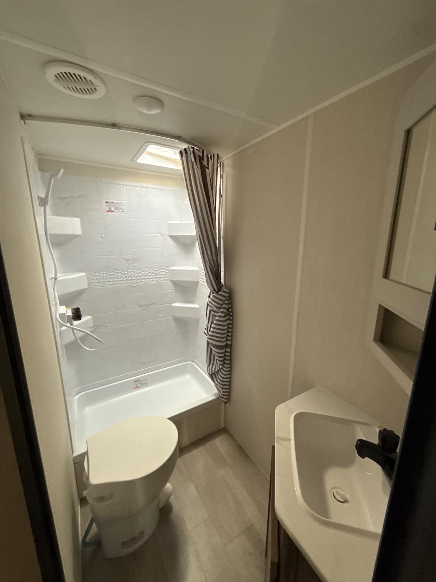 2026 Prime Time RV 2026 Prime Time RV Avenger - thumbnail 11