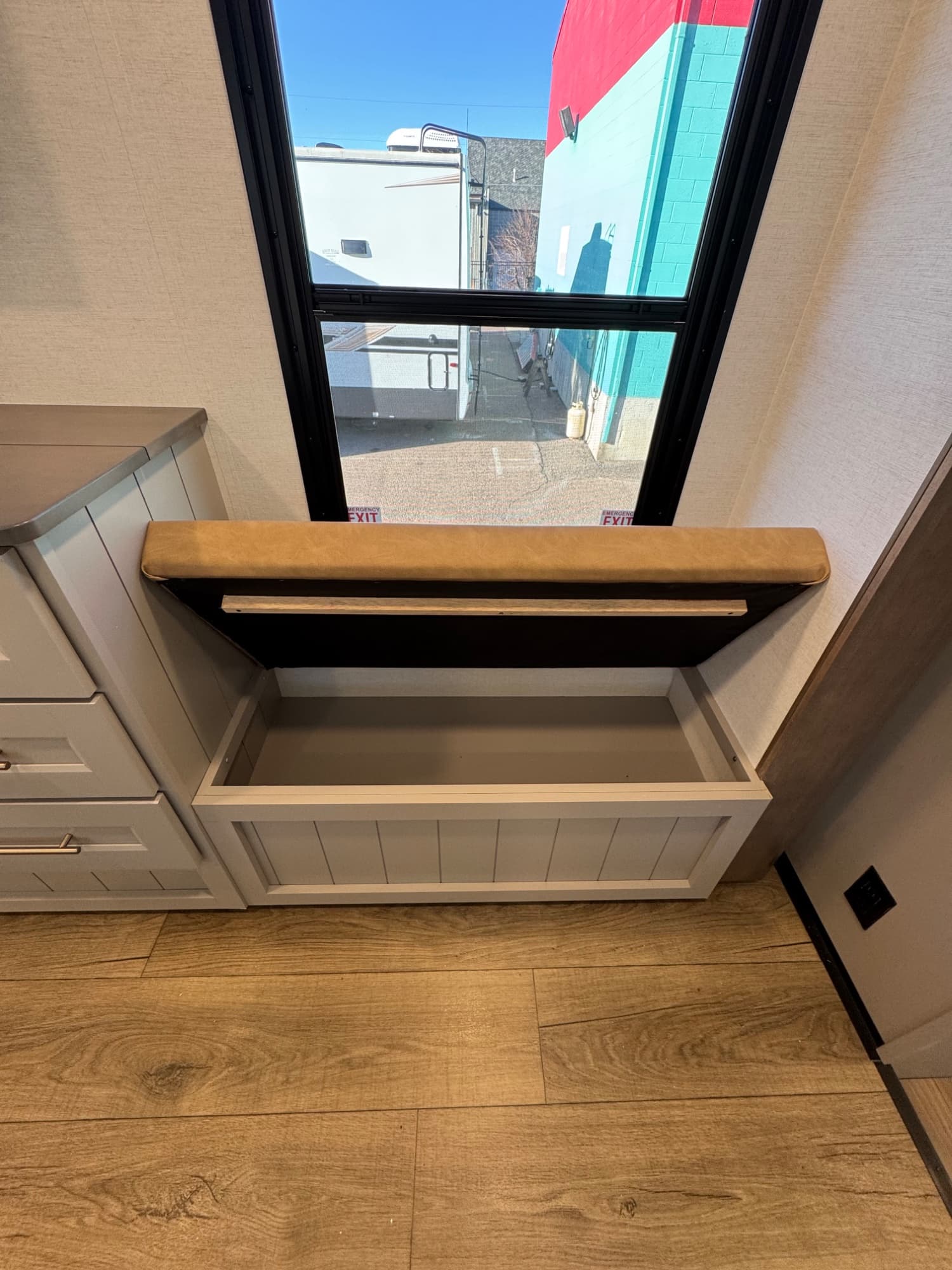 2025 Alliance RV 2025 Alliance RV Paradigm - thumbnail 20