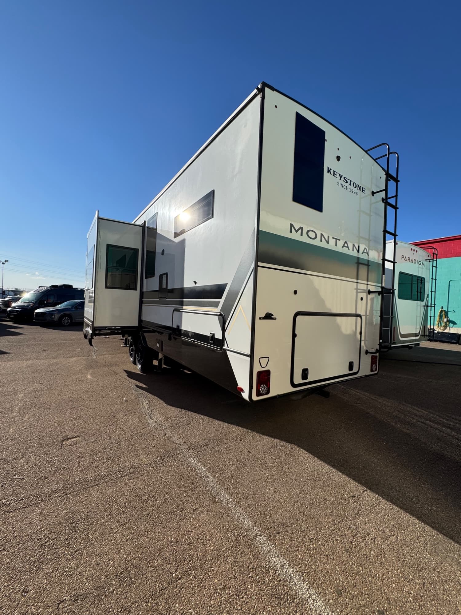 2026 Keystone RV 2026 Keystone RV Montana - thumbnail 3