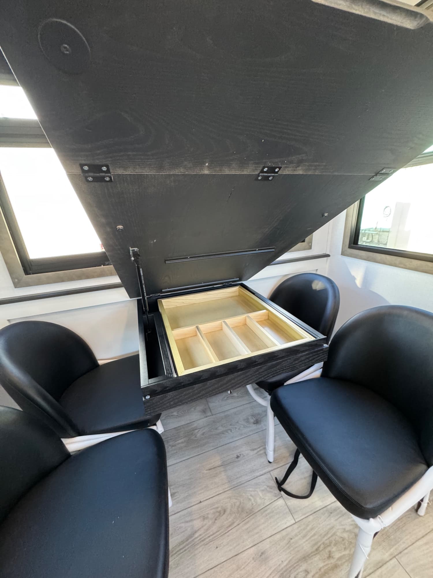 2026 Keystone RV 2026 Keystone RV Montana - thumbnail 14