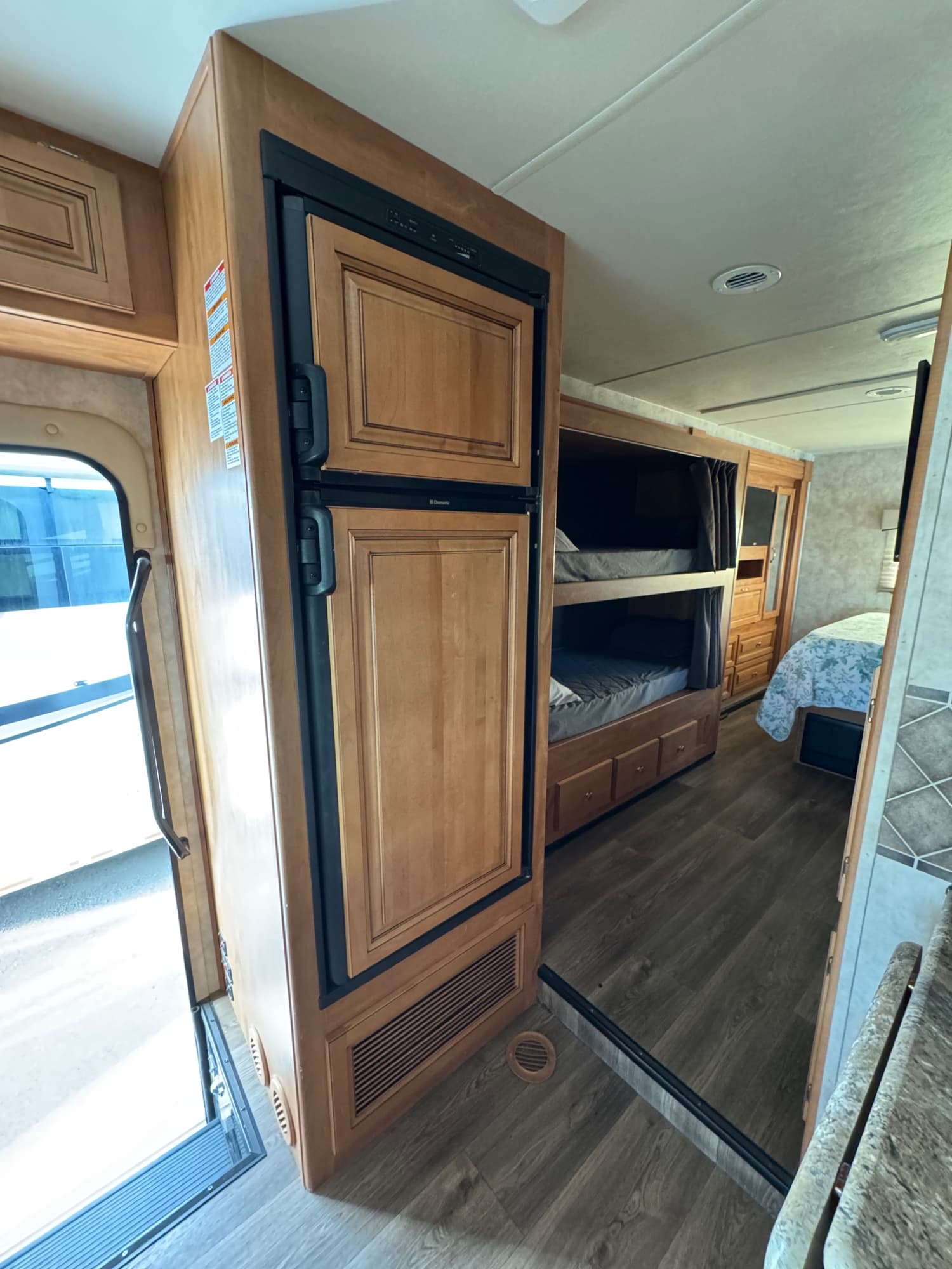 2017 NeXus RV 2017 NeXus RV Phantom - thumbnail 10