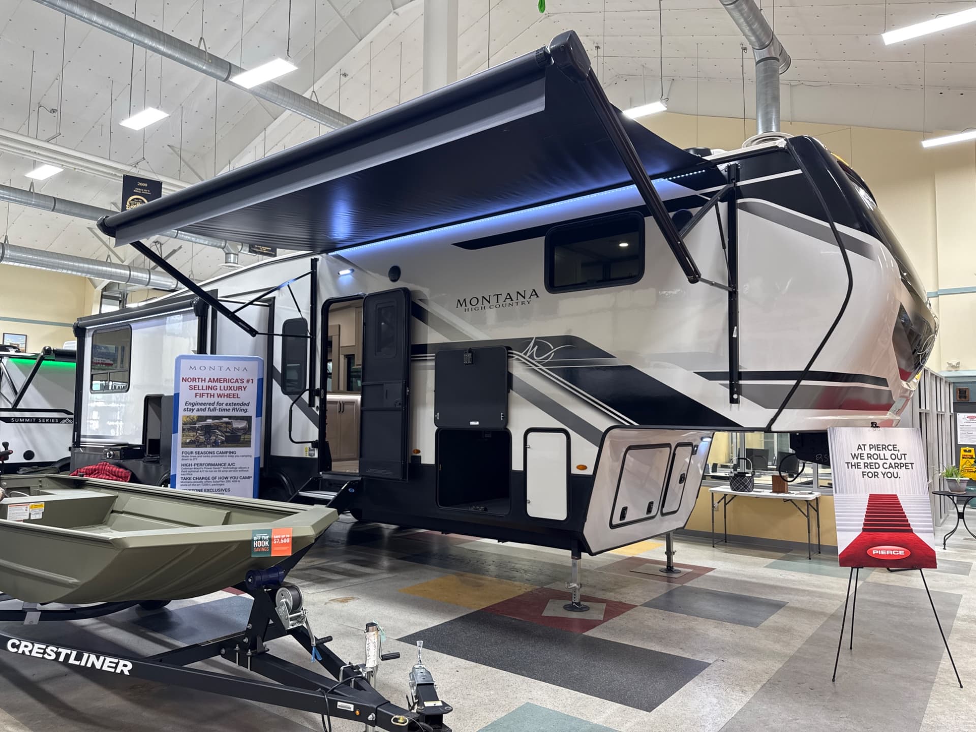 2025 Keystone RV 2025 Keystone RV Montana - image 1