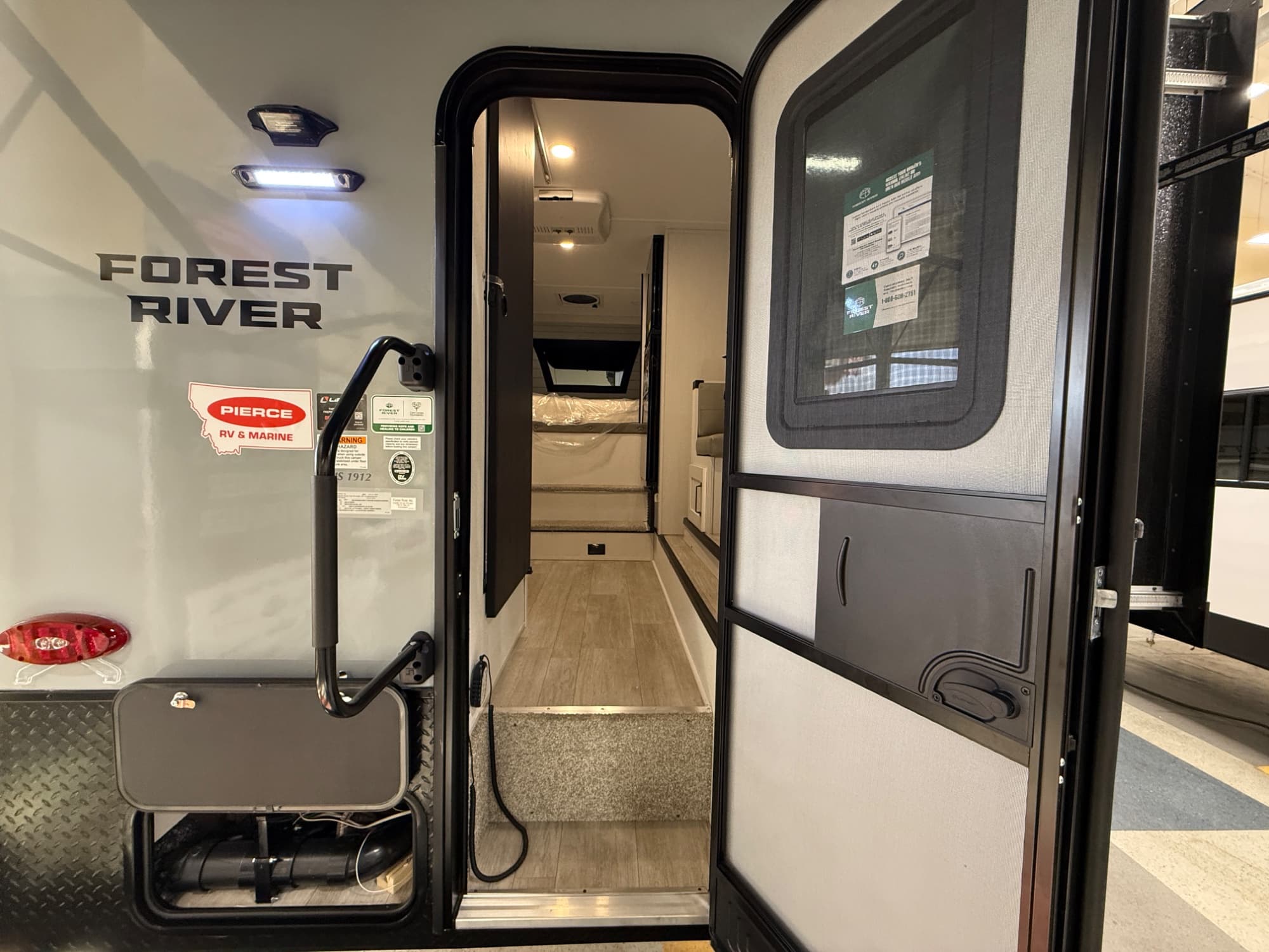 2026 Palomino 2026 Palomino Real Lite - thumbnail 9