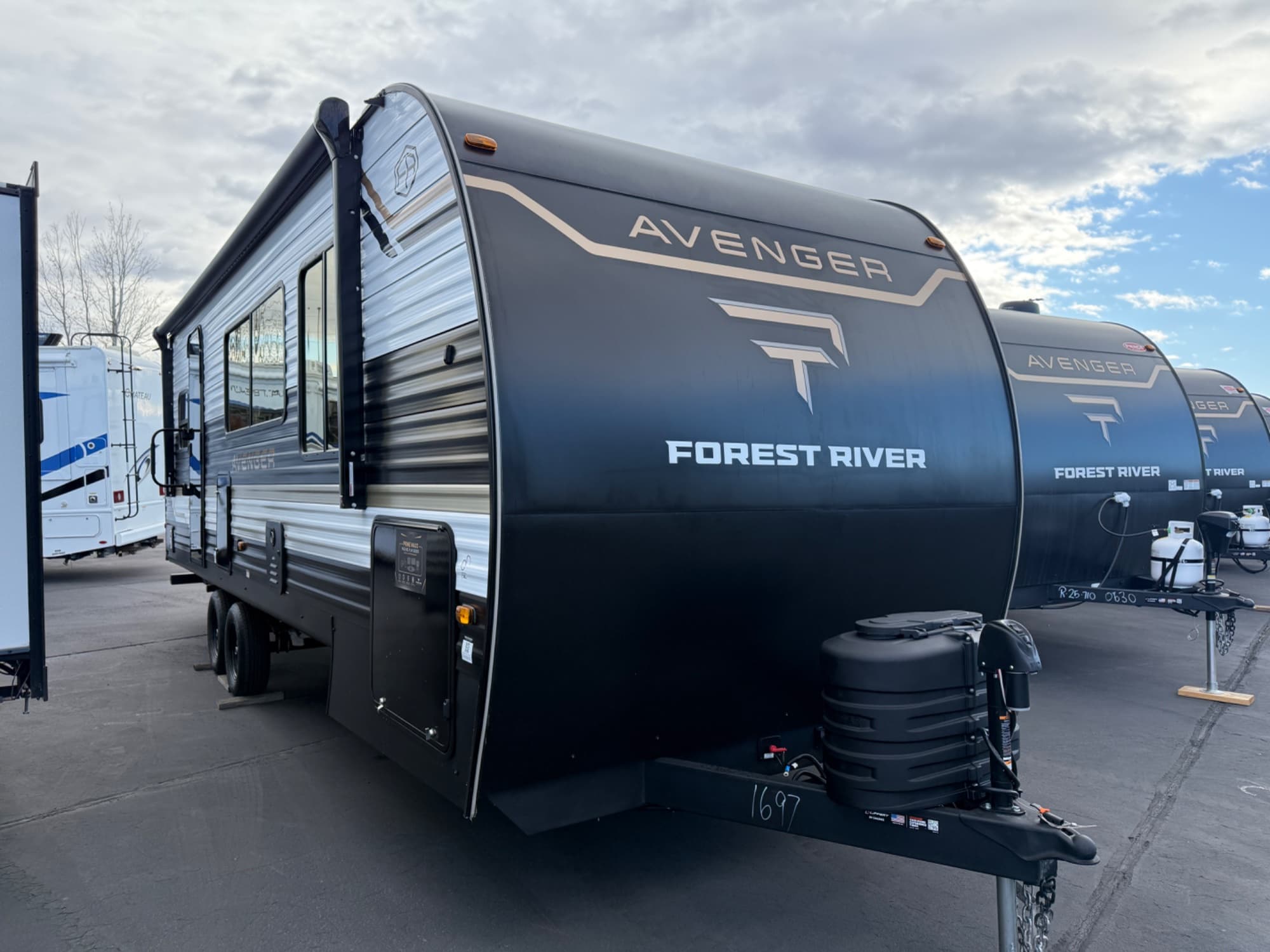 2026 Prime Time RV 2026 Prime Time RV Avenger - thumbnail 2