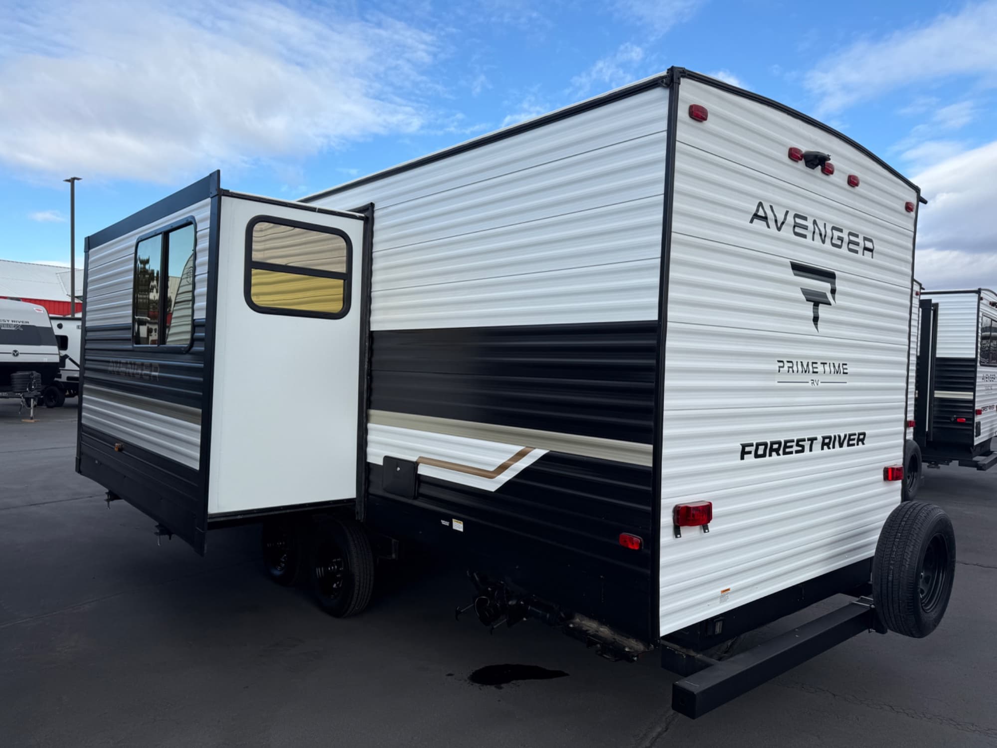 2026 Prime Time RV 2026 Prime Time RV Avenger - thumbnail 4