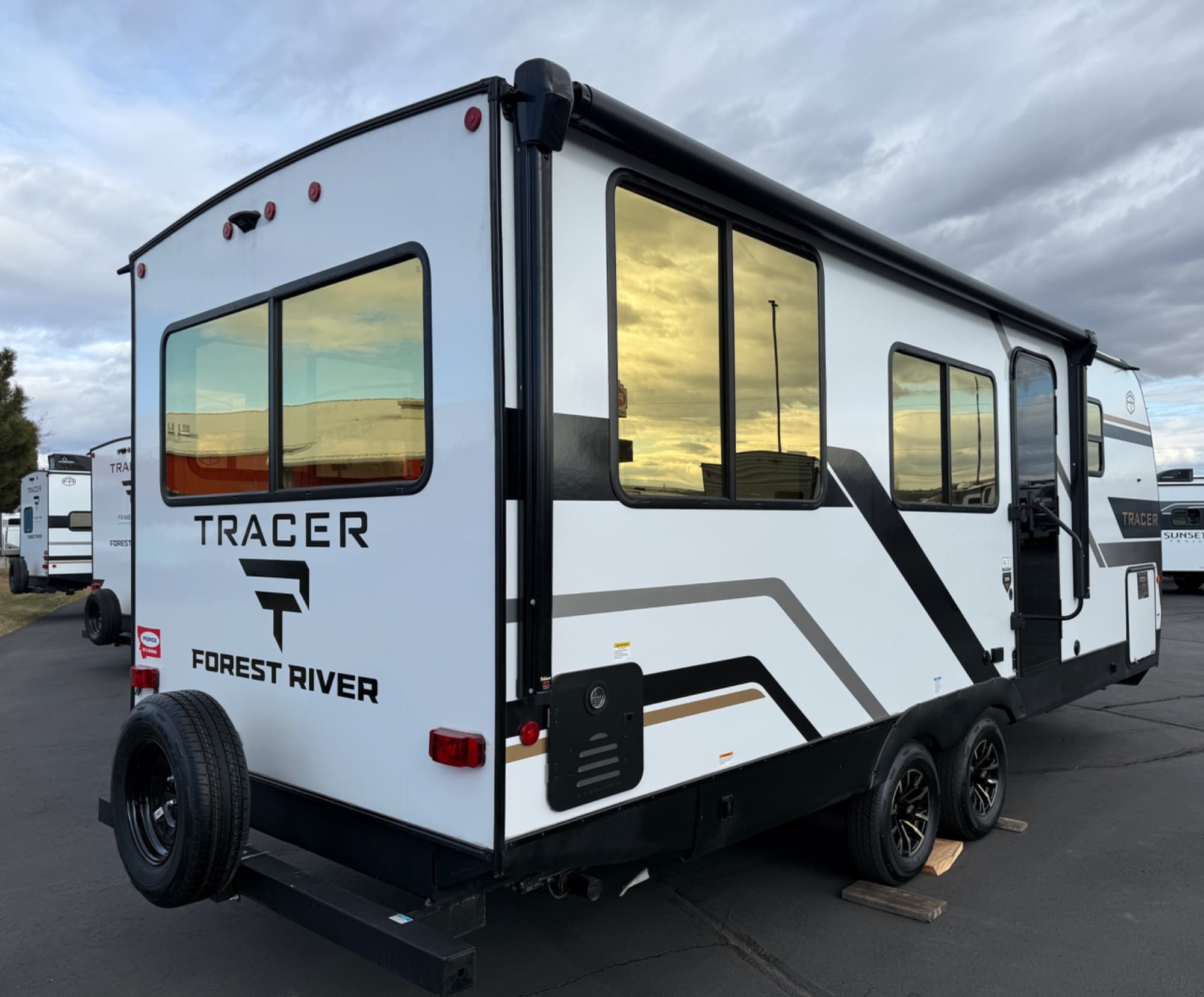 2026 Prime Time RV 2026 Prime Time RV Tracer - thumbnail 3