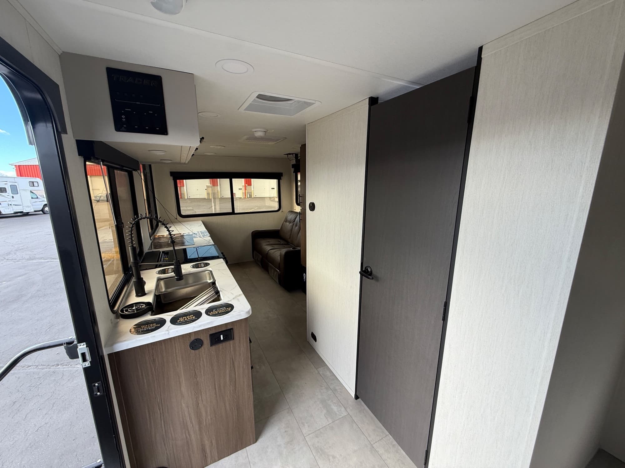 2026 Prime Time RV 2026 Prime Time RV Tracer - thumbnail 10