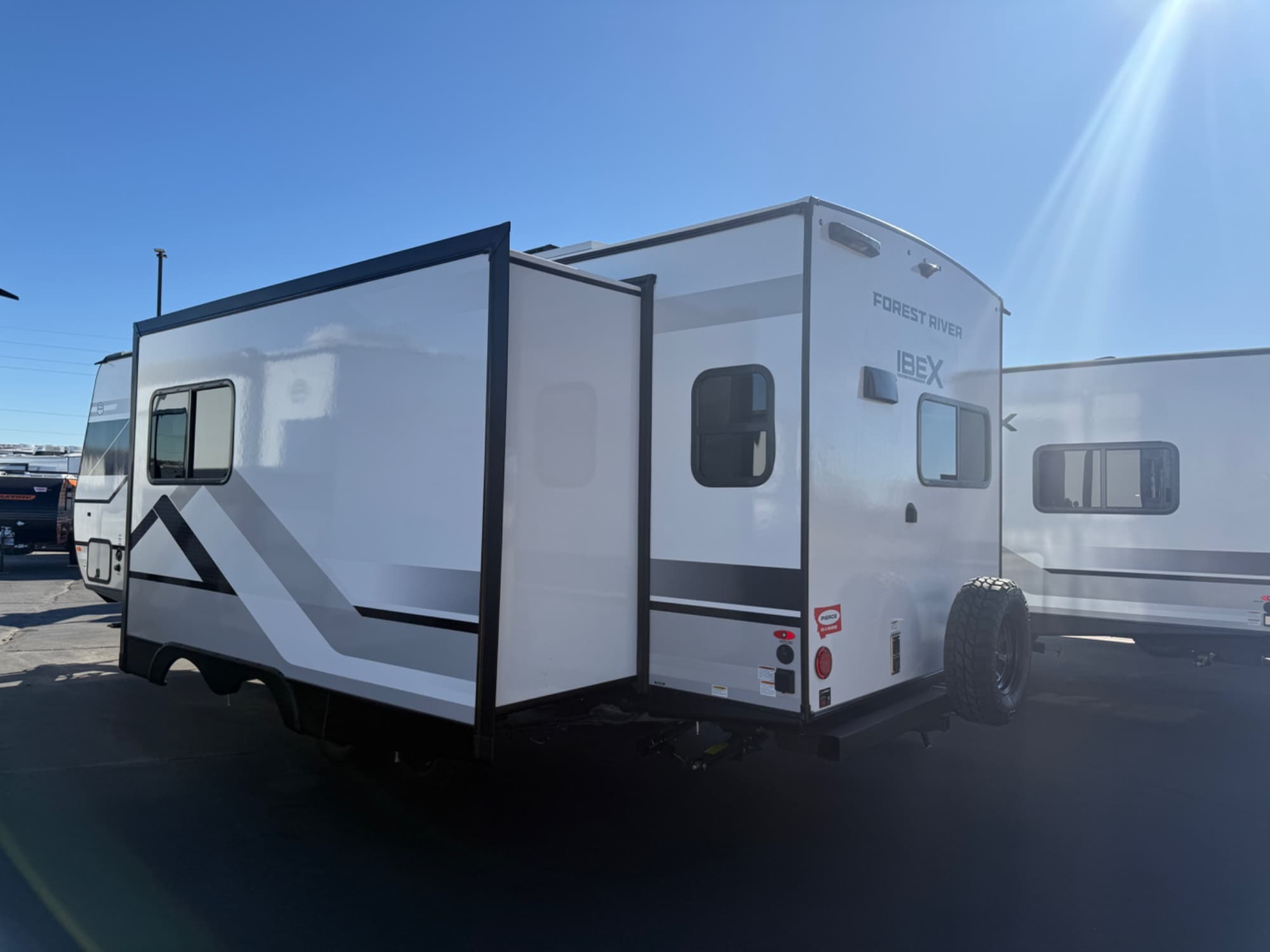 2026 Forest River RV 2026 Forest River RV Ibex - thumbnail 3