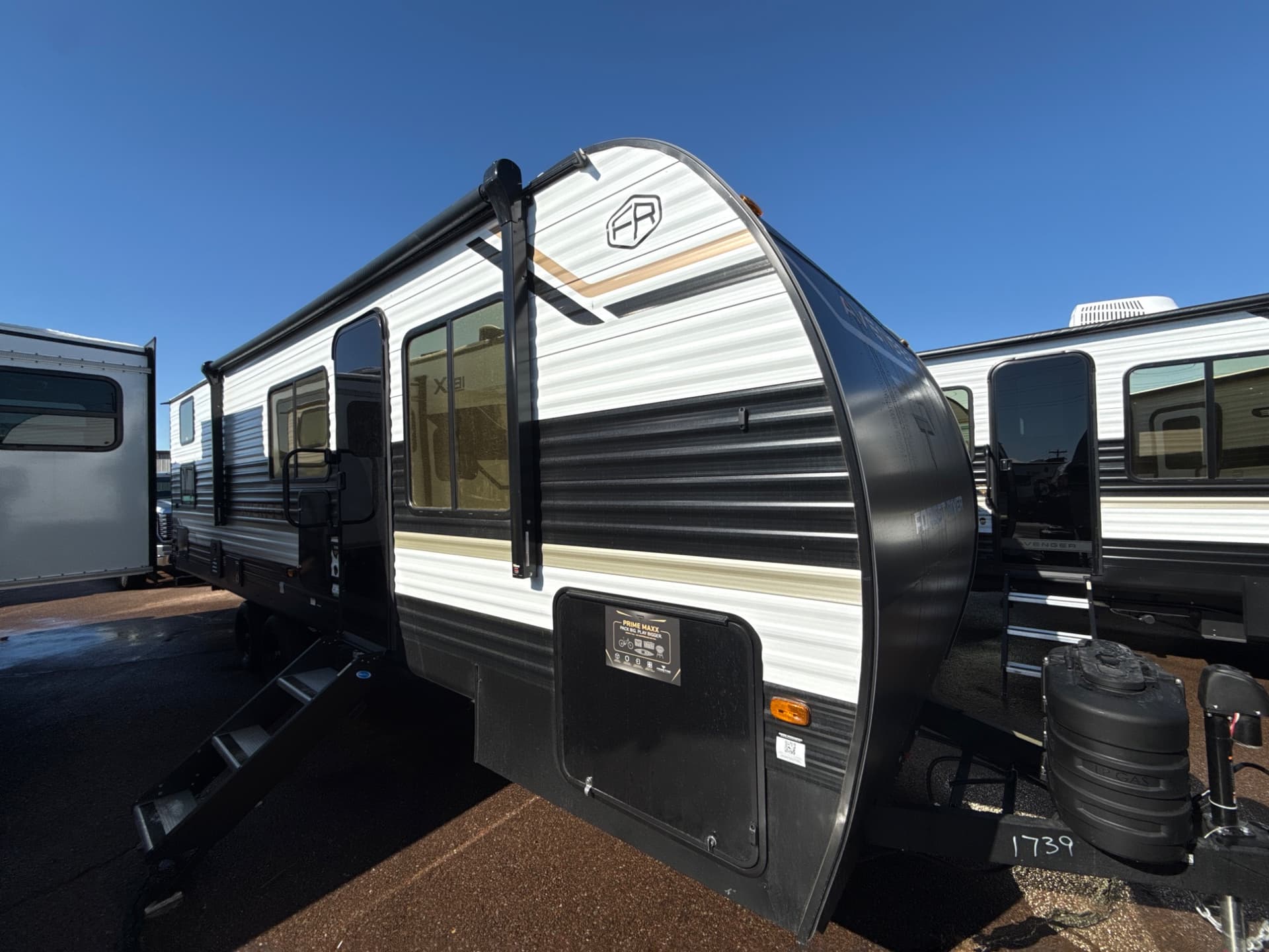 2026 Prime Time RV Avenger 26DBS