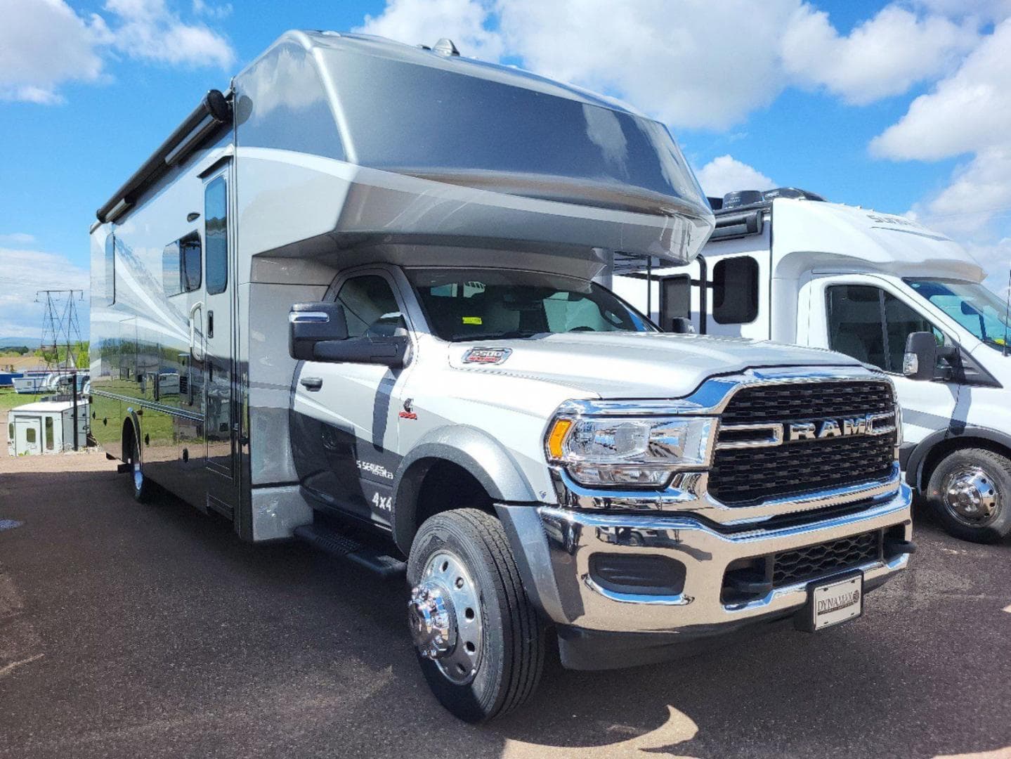 2025 Dynamax Isata 3 30FW