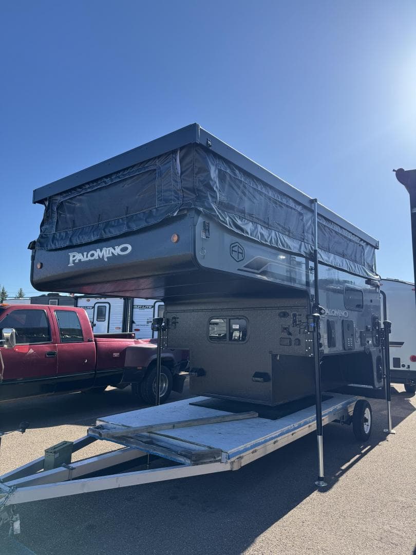 2025 Palomino Real Lite SS-1240