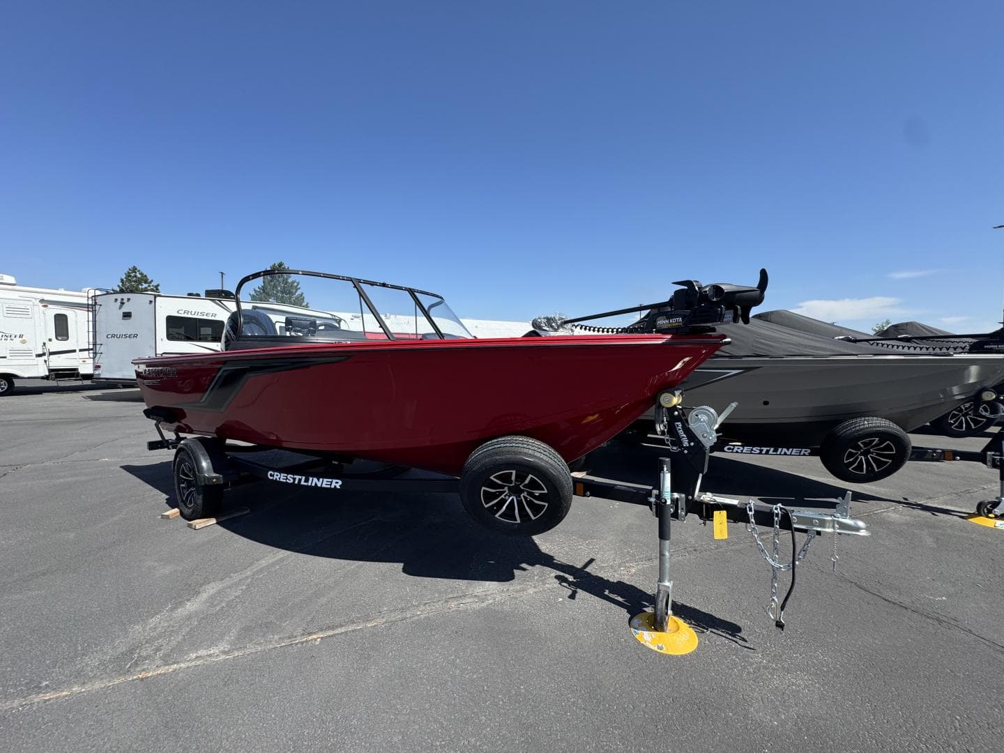 2025 Crestliner CH17WJ