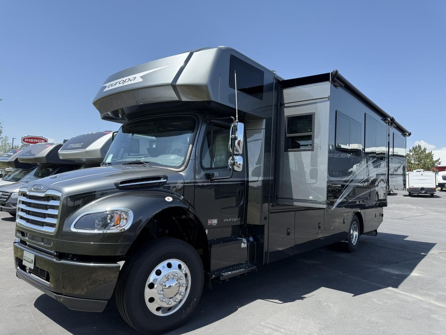 2026 Dynamax Europa 31SS