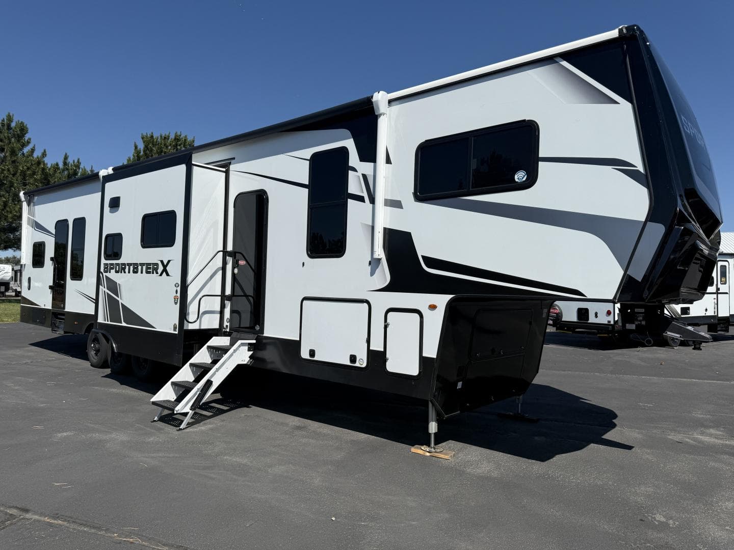 2026 KZ RV Sportster X Toy Hauler 3914X