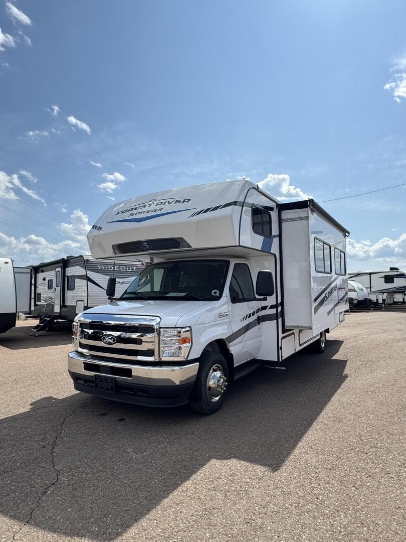 2026 Forest River RV Sunseeker 2550DSLE-FORD
