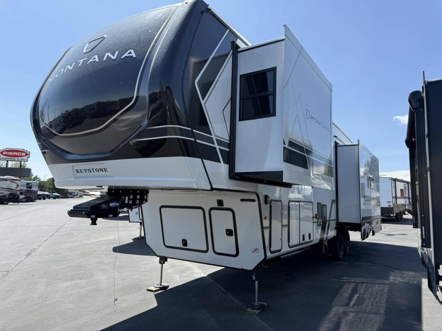 2026 Keystone RV Montana 3231CK