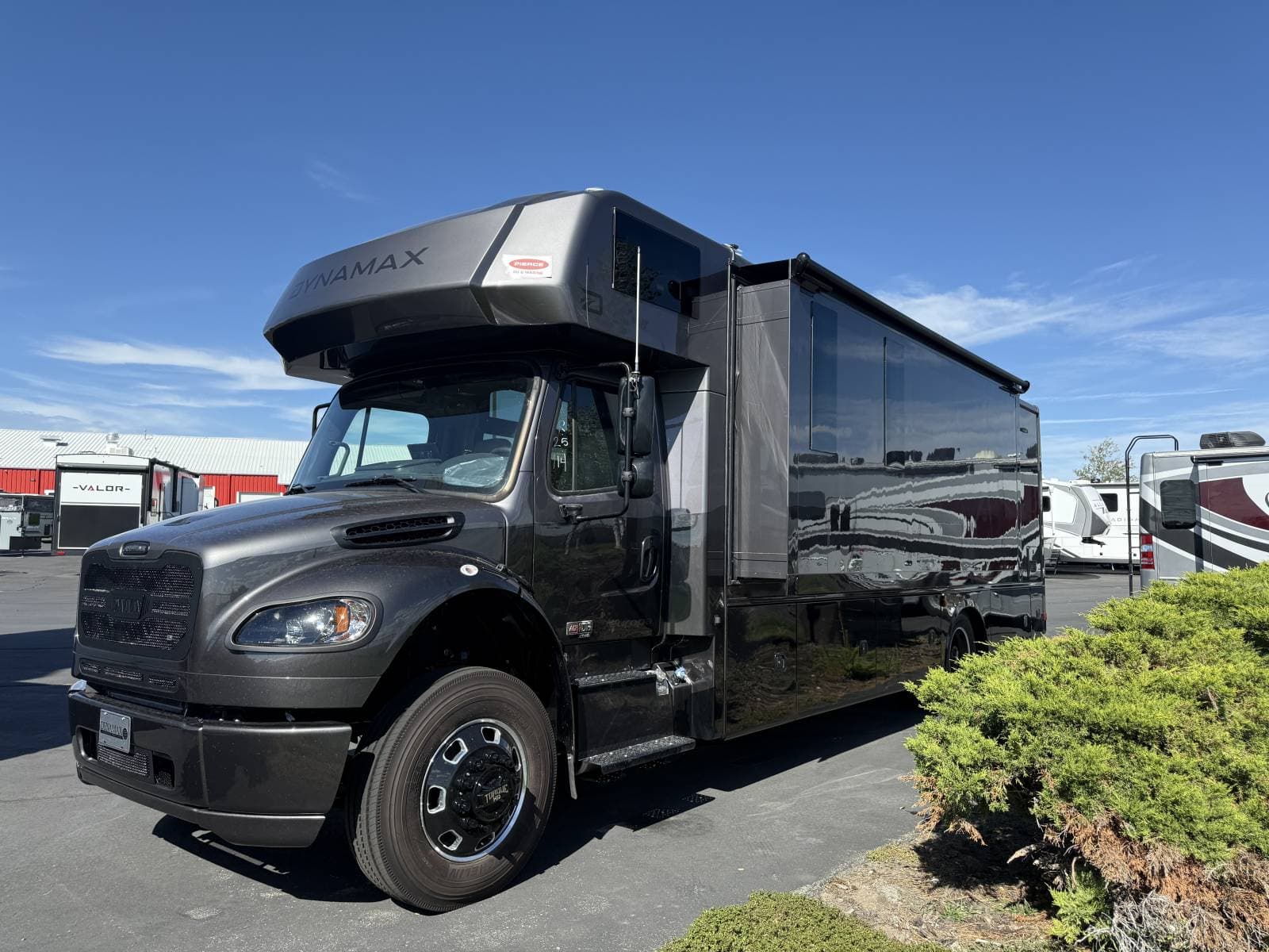 2026 Dynamax Europa 32KD