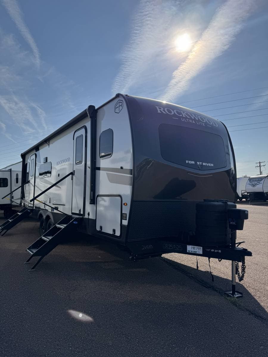2026 Rockwood Ultra Lite 2618RD