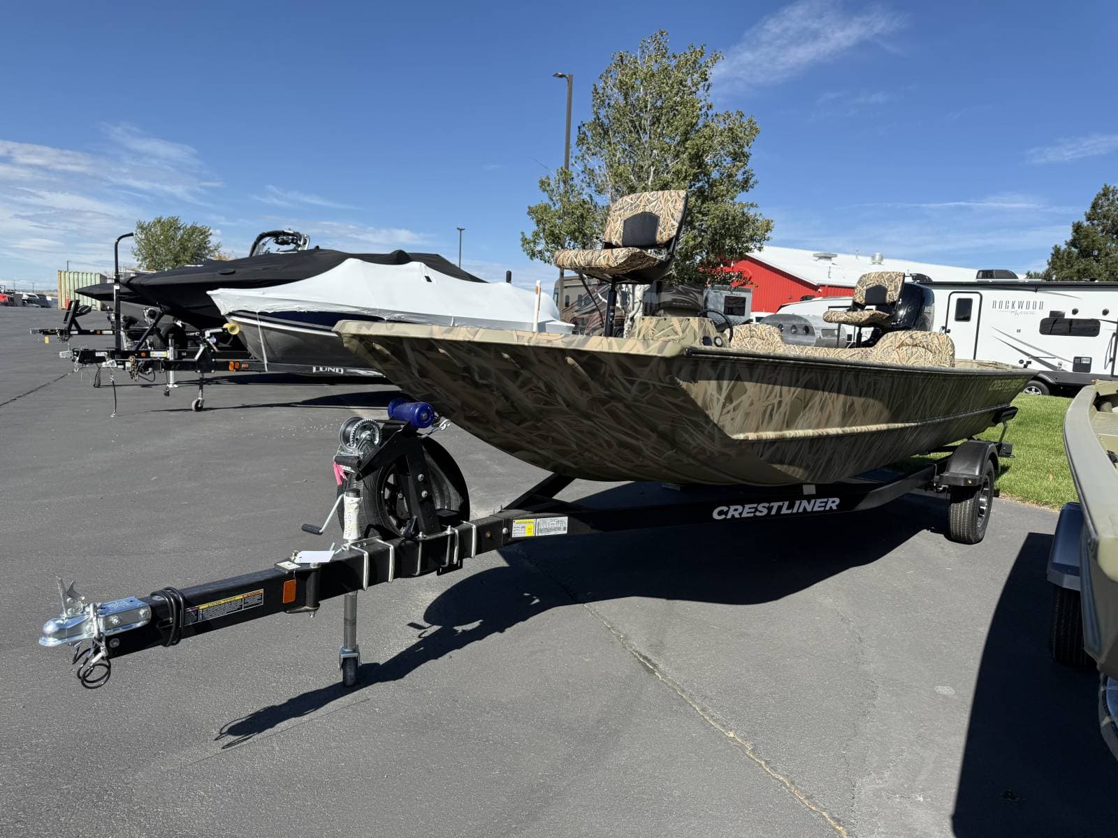 2026 Crestliner C2070SH