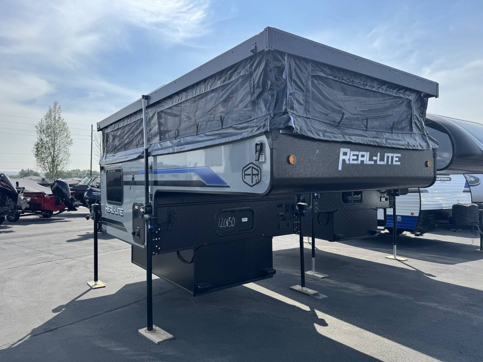 2026 Palomino Real Lite SS-1604