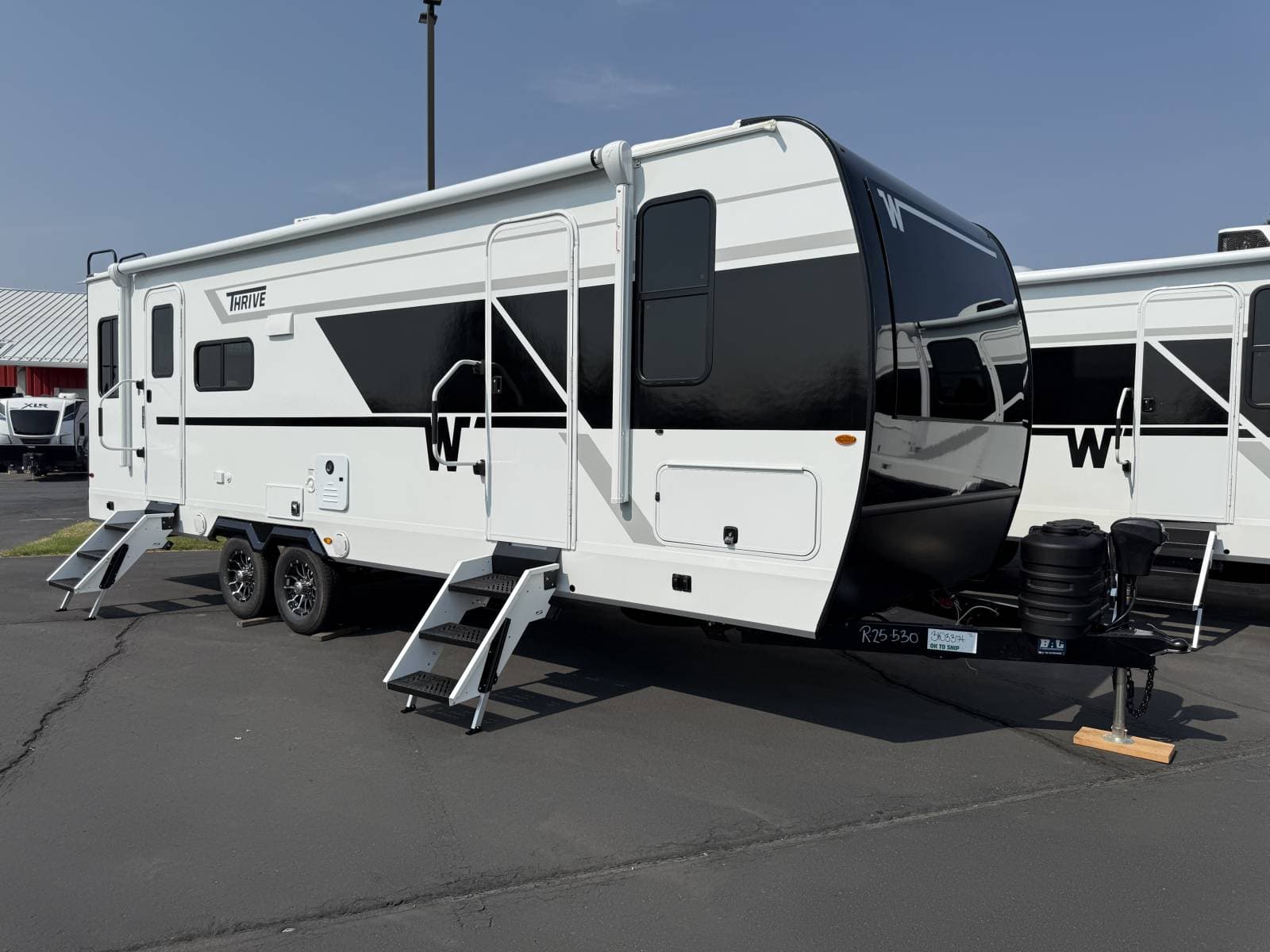 2026 Winnebago Thrive 25RLS