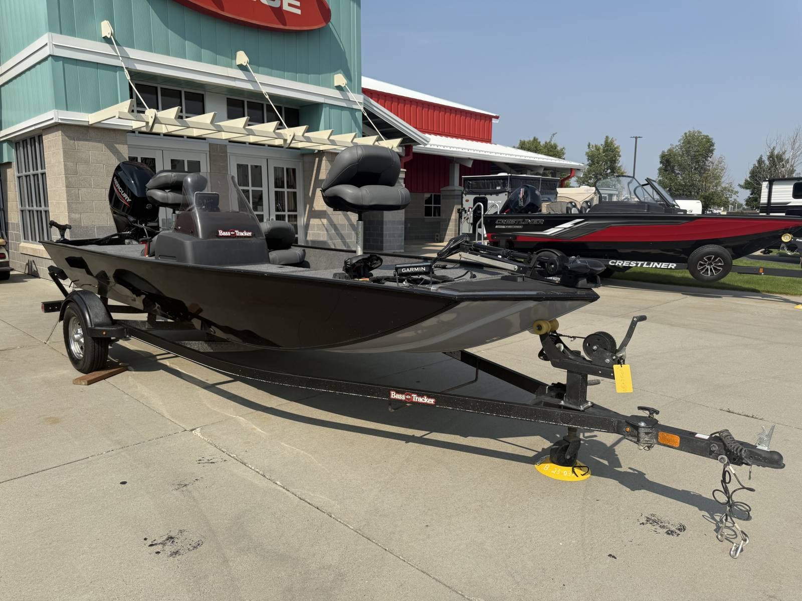 2023 Tracker XL Classic