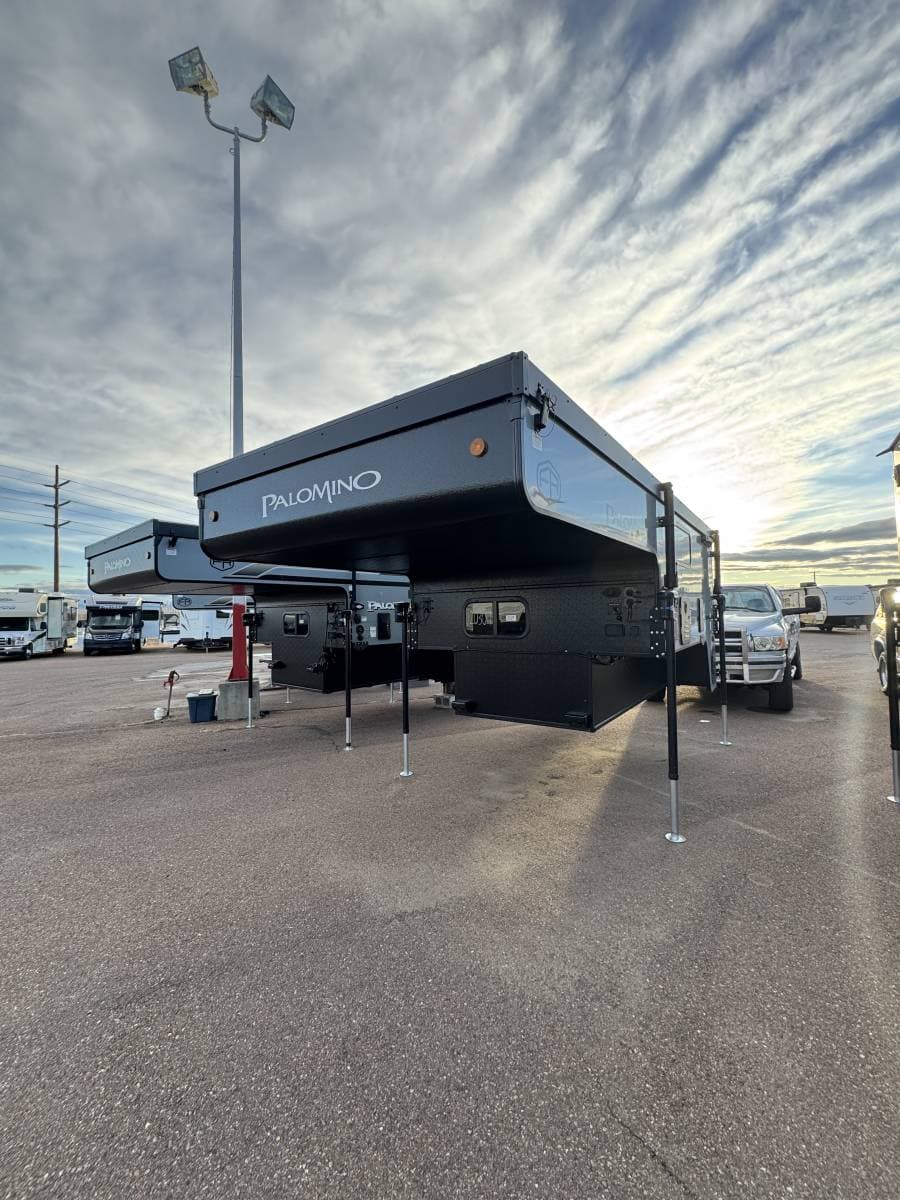 2026 Palomino Backpack Truck SS-1251