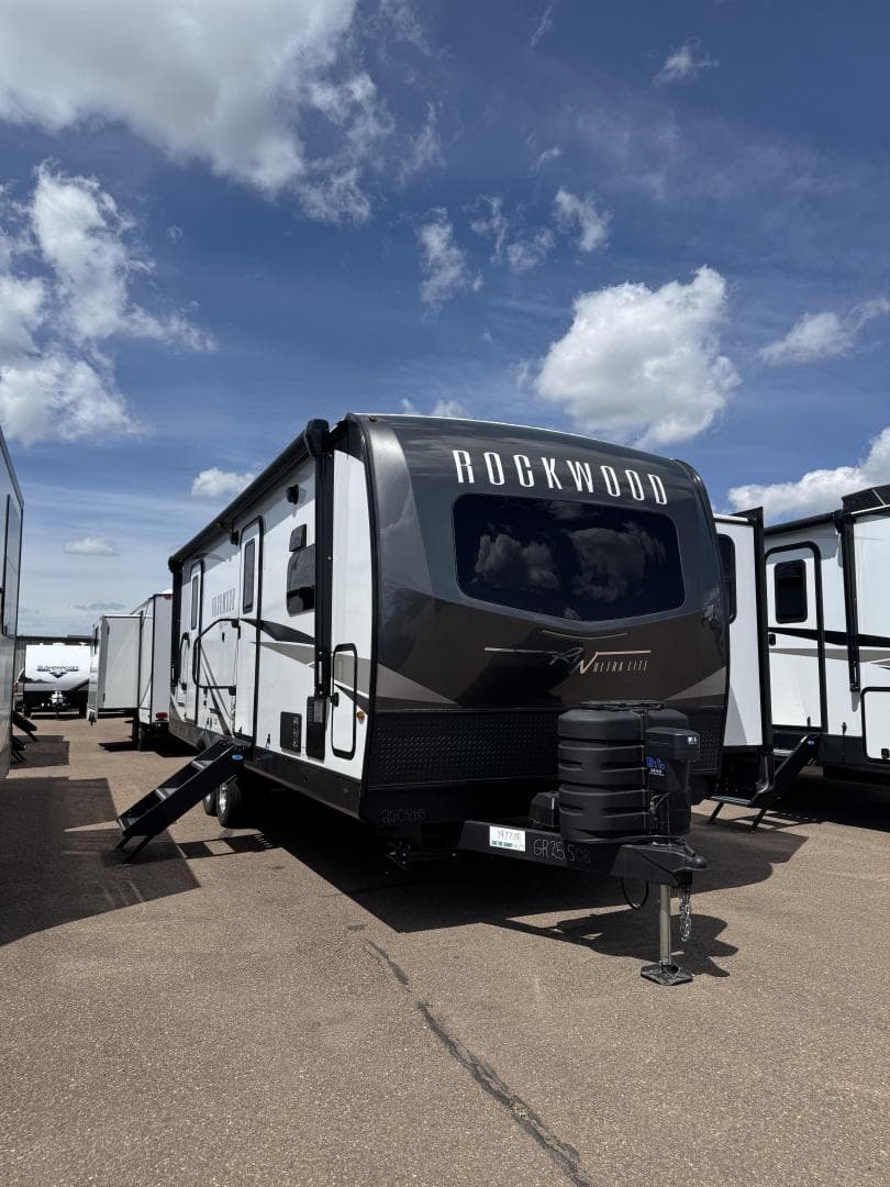 2025 Rockwood Ultra Lite 2608BS